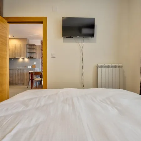 Gold Centar شقة *